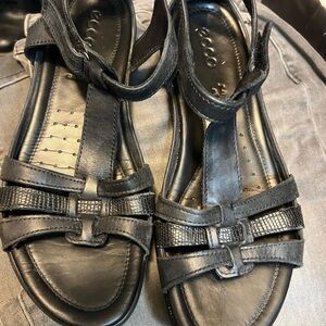 Ecco Black Women's Sandals Sz 40